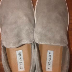 Steve madden slip ons